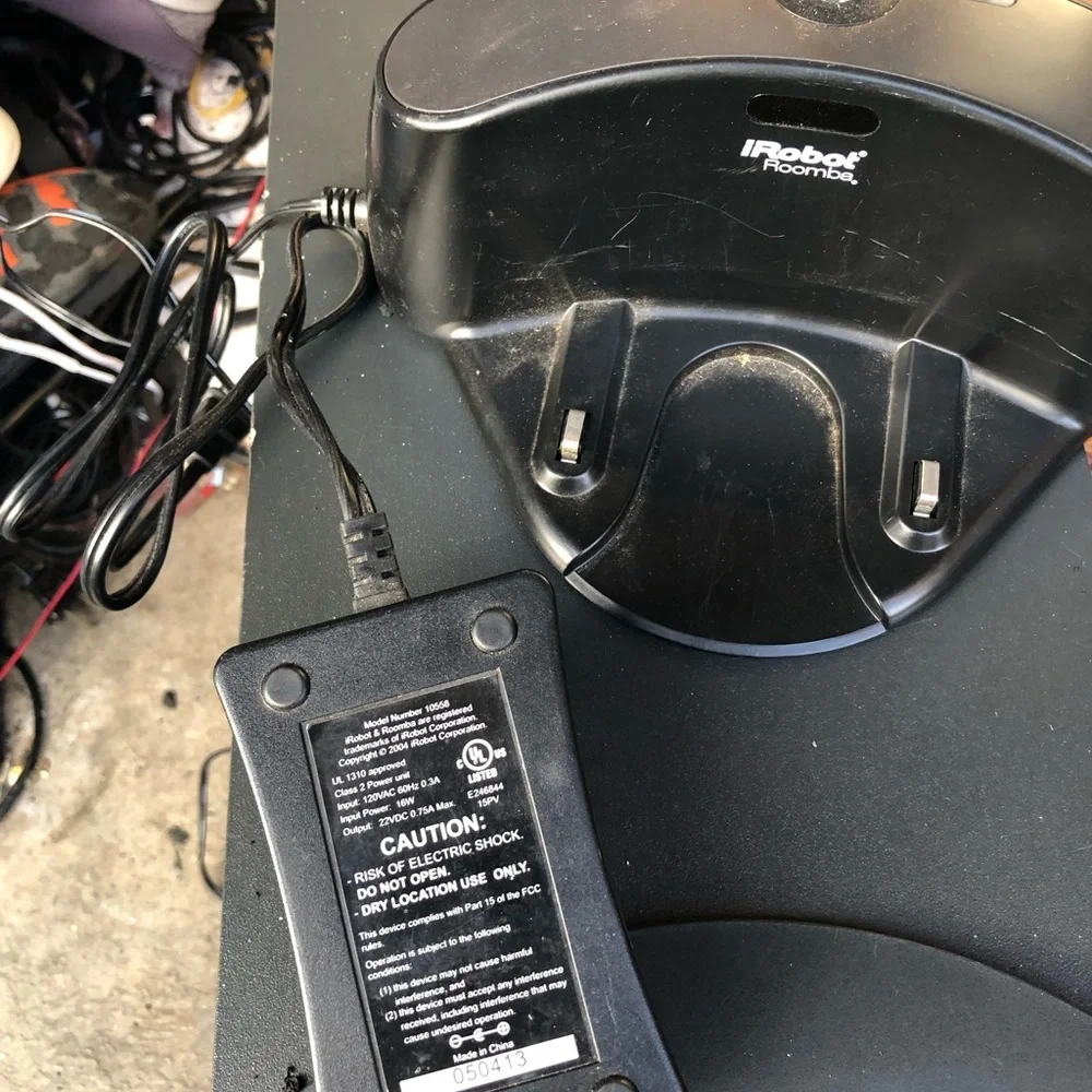 IRobot Roomba Black Charging Dock for VR Accessories